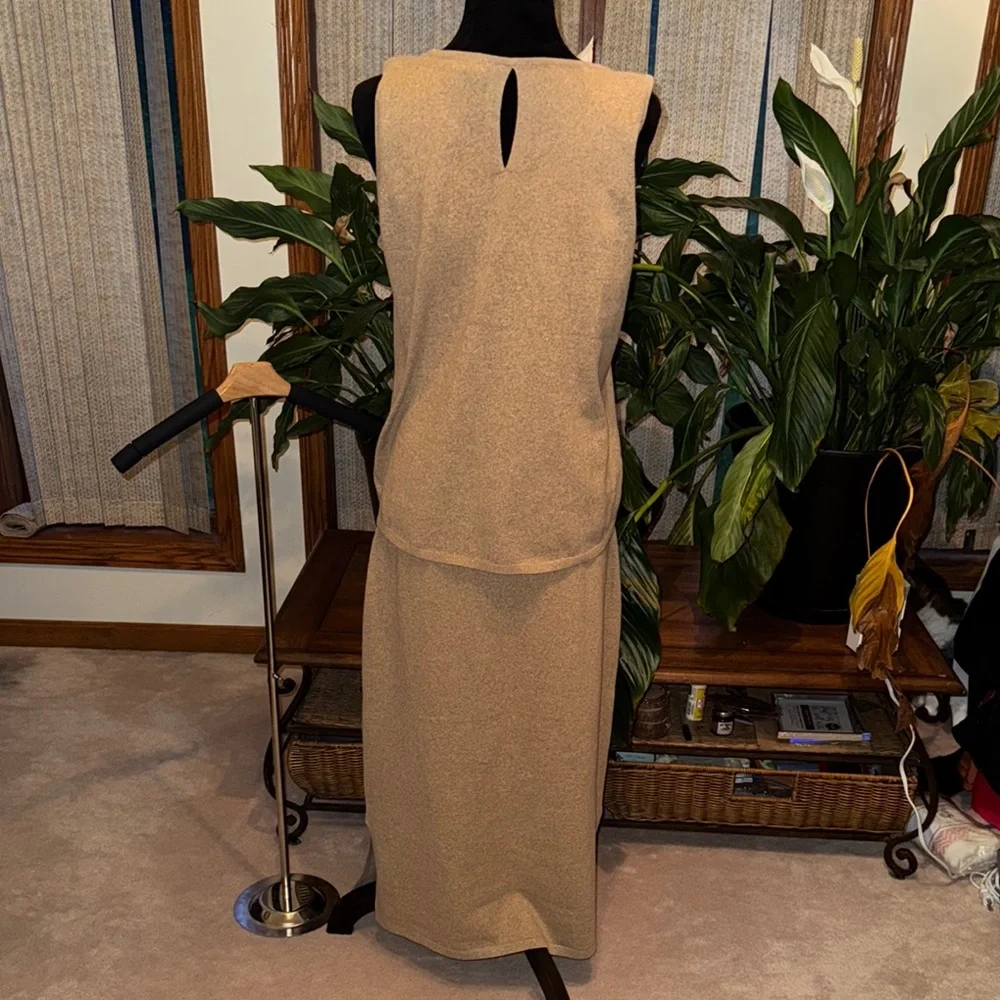 Vince Camuto Tan Skirt Set with Elegant Knit Design